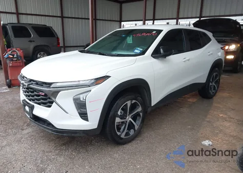 2024 Chevrolet Trax Fwd 1Rs из США, поврежденный, VIN KL77LGE20RC162213